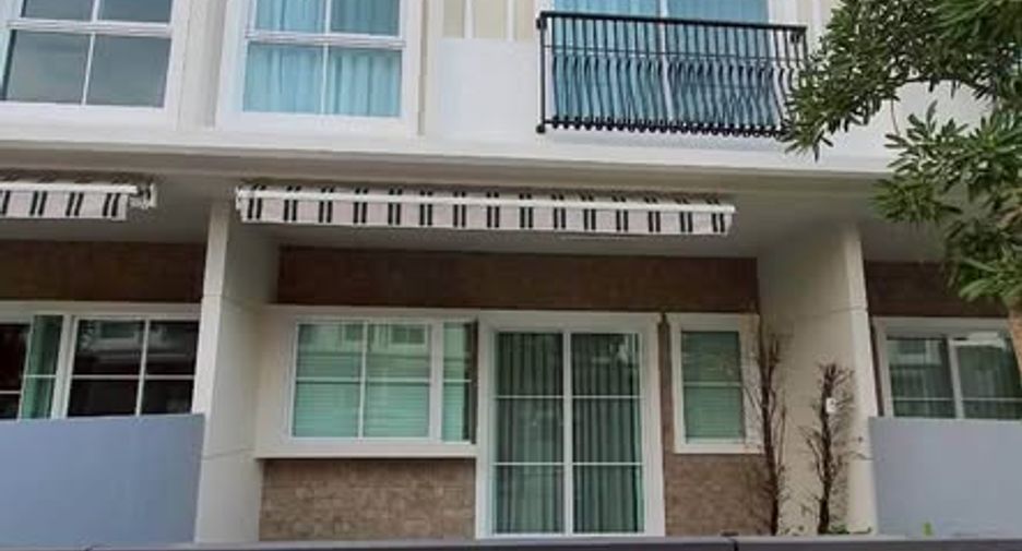 For rent 2 bedrooms townhouse in Bang Phli, Samut Prakan