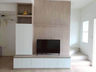 For rent 2 bedrooms townhouse in Bang Phli, Samut Prakan