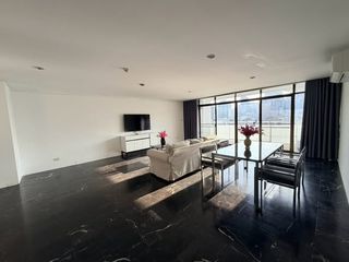For rent 3 bedrooms condo in Watthana, Bangkok