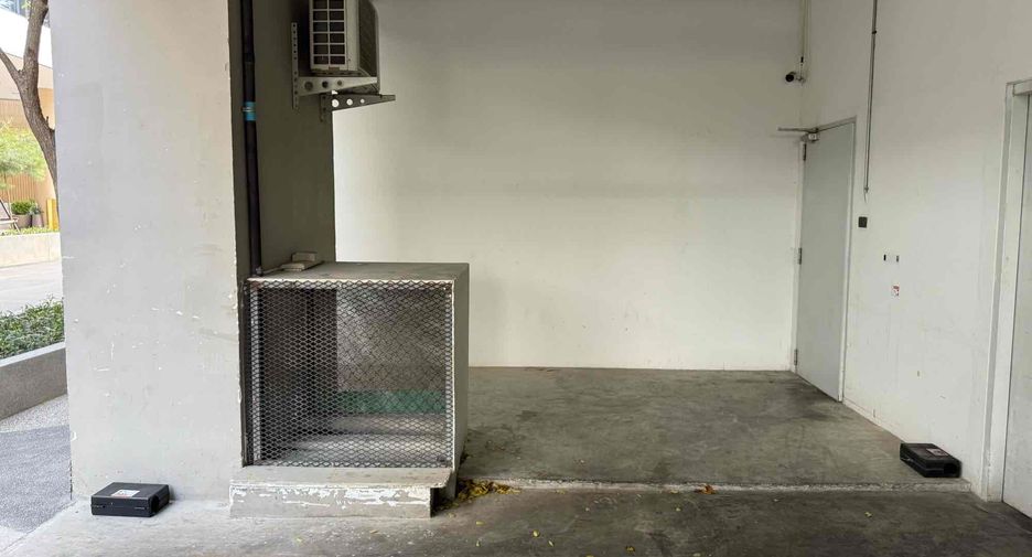 For rent retail Space in Bang Lamung, Chonburi