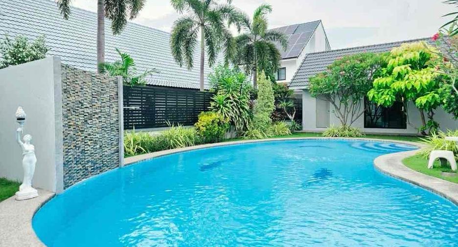 For rent 5 ベッドルーム villa in Bang Lamung, Chonburi