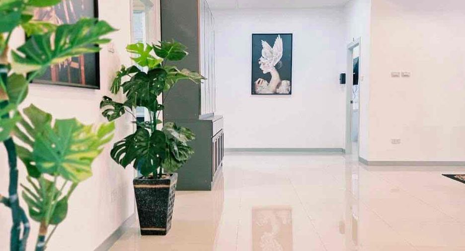 For rent 5 ベッドルーム villa in Bang Lamung, Chonburi