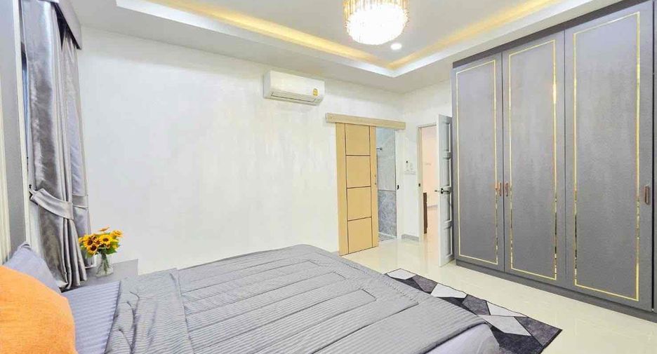 For rent 5 ベッドルーム villa in Bang Lamung, Chonburi