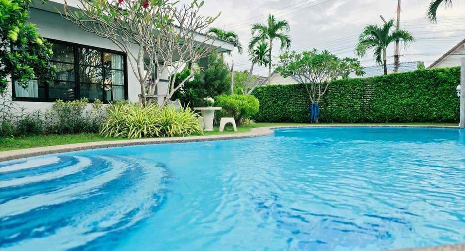 For rent 5 ベッドルーム villa in Bang Lamung, Chonburi