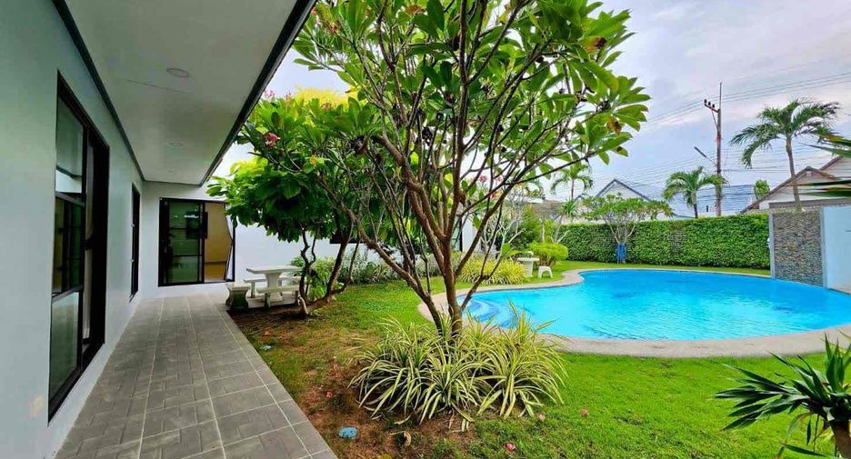 For rent 5 ベッドルーム villa in Bang Lamung, Chonburi