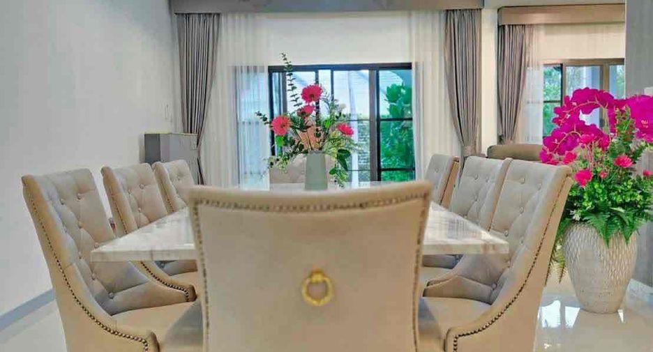 For rent 5 ベッドルーム villa in Bang Lamung, Chonburi