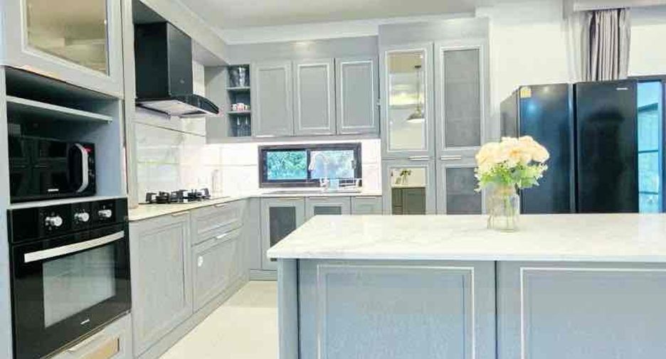 For rent 5 ベッドルーム villa in Bang Lamung, Chonburi