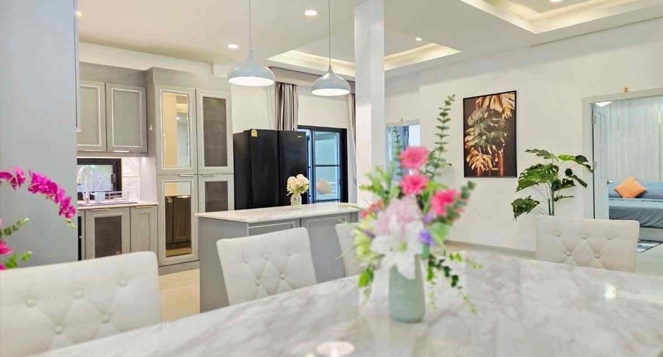 For rent 5 ベッドルーム villa in Bang Lamung, Chonburi