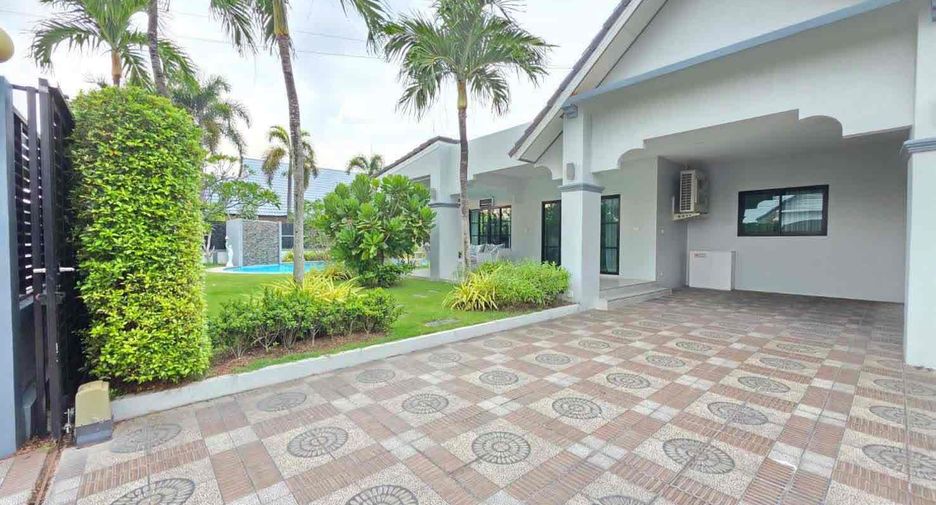 For rent 5 ベッドルーム villa in Bang Lamung, Chonburi