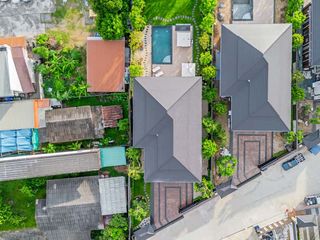 For sale 4 bedrooms house in Mueang Chiang Mai, Chiang Mai