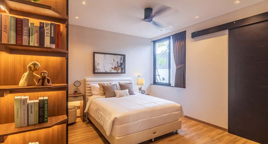 For sale 4 bedrooms house in Mueang Chiang Mai, Chiang Mai