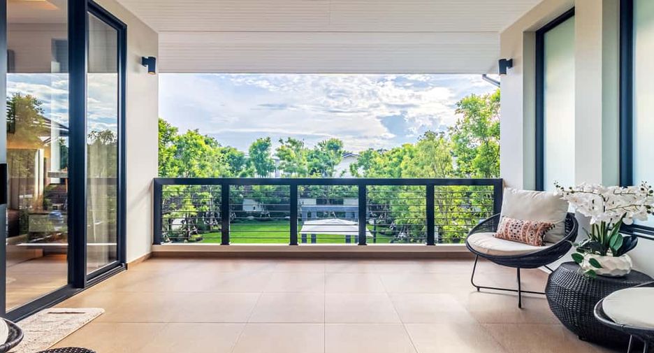 For sale 4 bedrooms house in Mueang Chiang Mai, Chiang Mai
