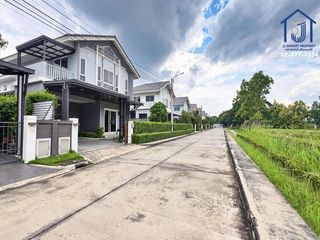 For sale 4 bedrooms house in Min Buri, Bangkok