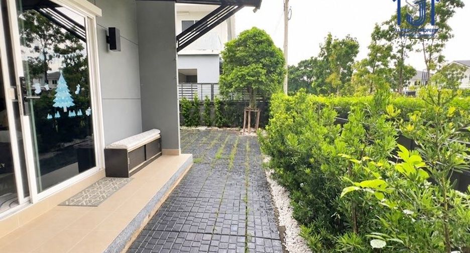 For sale 4 bedrooms house in Min Buri, Bangkok