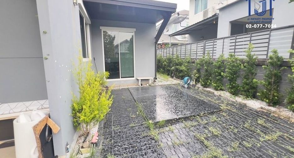 For sale 4 bedrooms house in Min Buri, Bangkok