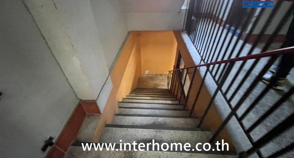 For sale 4 bedrooms retail Space in Min Buri, Bangkok