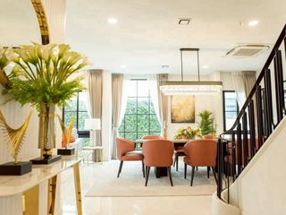 For rent 4 bedrooms house in Saphan Sung, Bangkok
