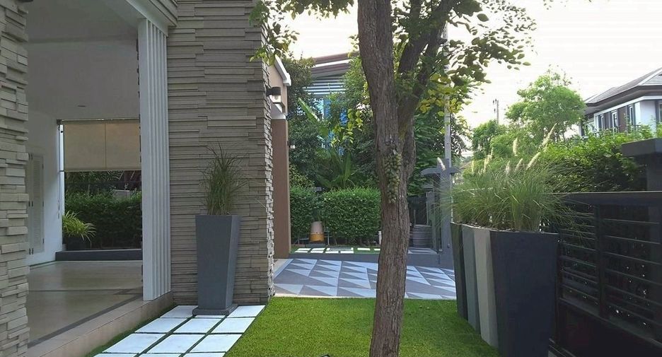 For rent and for sale 4 bedrooms house in Lam Luk Ka, Pathum Thani