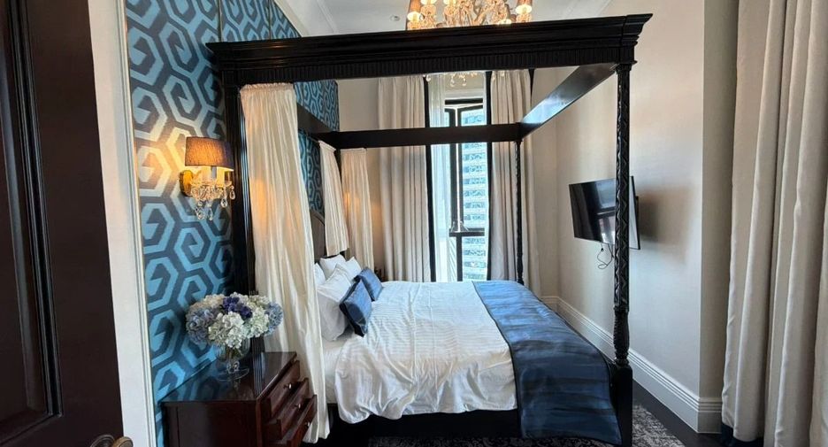 À louer 2 chambres condo à Pathum Wan, Bangkok