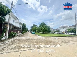 For sale 3 bedrooms house in Krathum Baen, Samut Sakhon