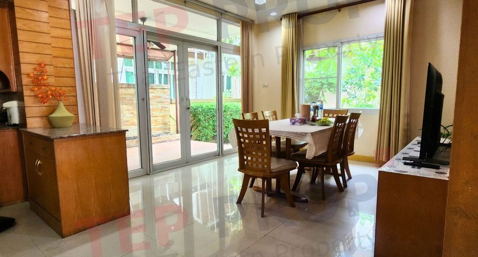 For rent and for sale 4 bedrooms house in Si Racha, Chonburi