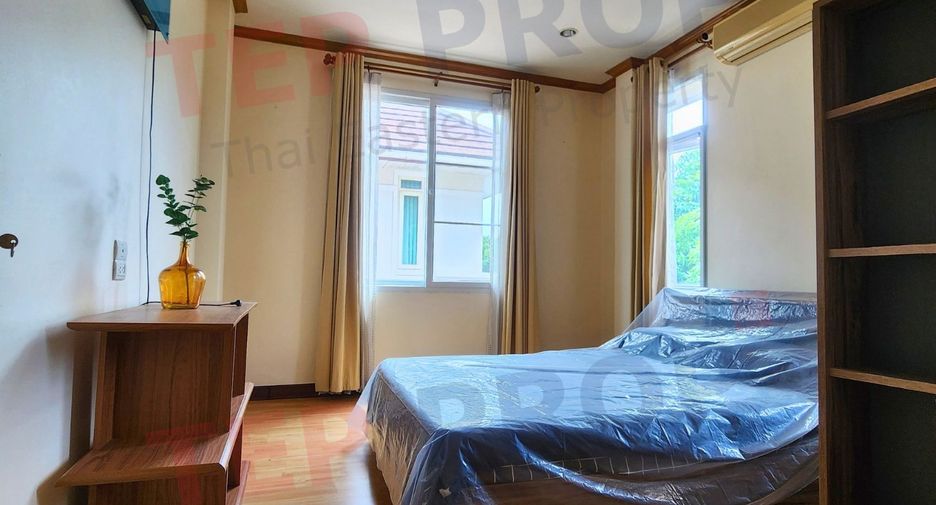 For rent and for sale 4 bedrooms house in Si Racha, Chonburi
