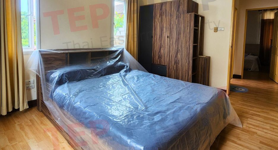For rent and for sale 4 bedrooms house in Si Racha, Chonburi