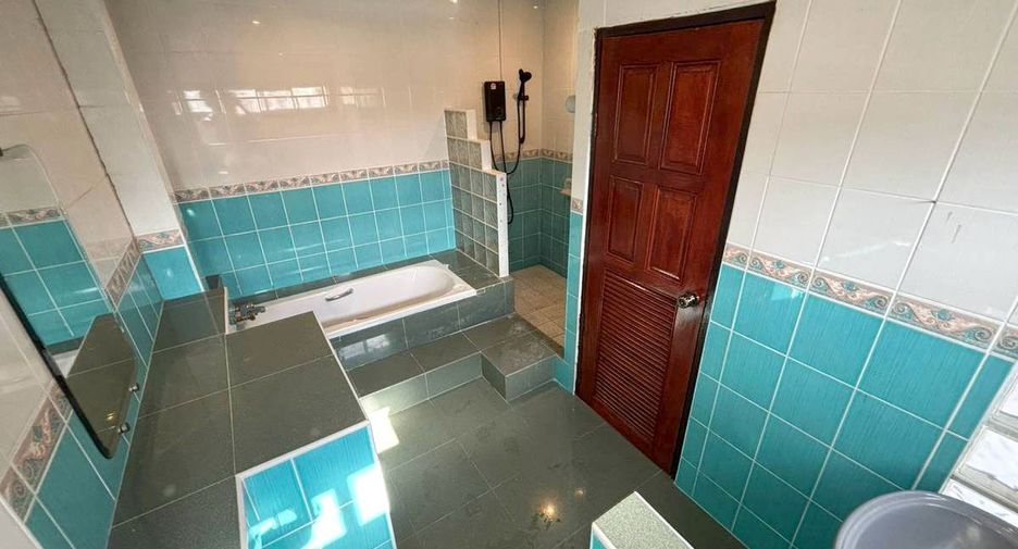 For rent 5 bedrooms house in Hang Dong, Chiang Mai