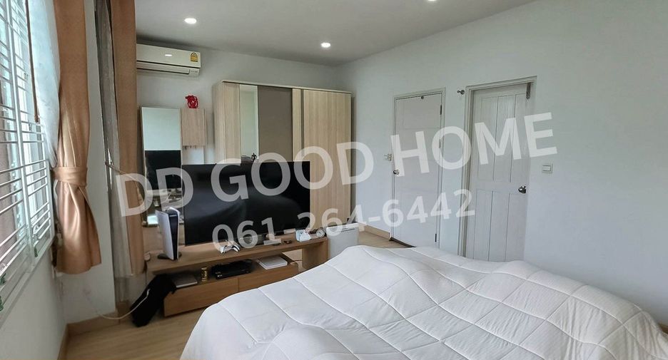 For sale 3 bedrooms townhouse in Bang Kruai, Nonthaburi