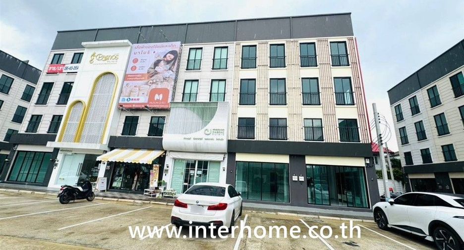 For sale 6 bedrooms retail Space in Thung Khru, Bangkok