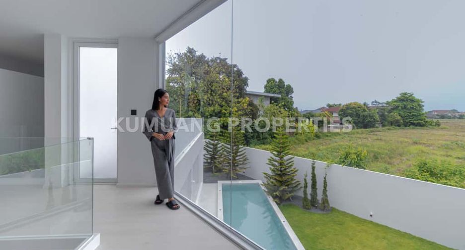 À louer et à vendre 4 chambres maison à Khlong Luang, Pathum Thani