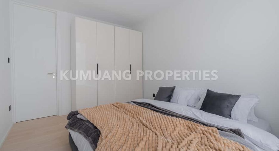 À louer et à vendre 4 chambres maison à Khlong Luang, Pathum Thani