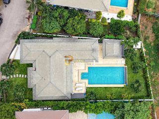 For sale 3 bedrooms villa in Hua Hin, Prachuap Khiri Khan