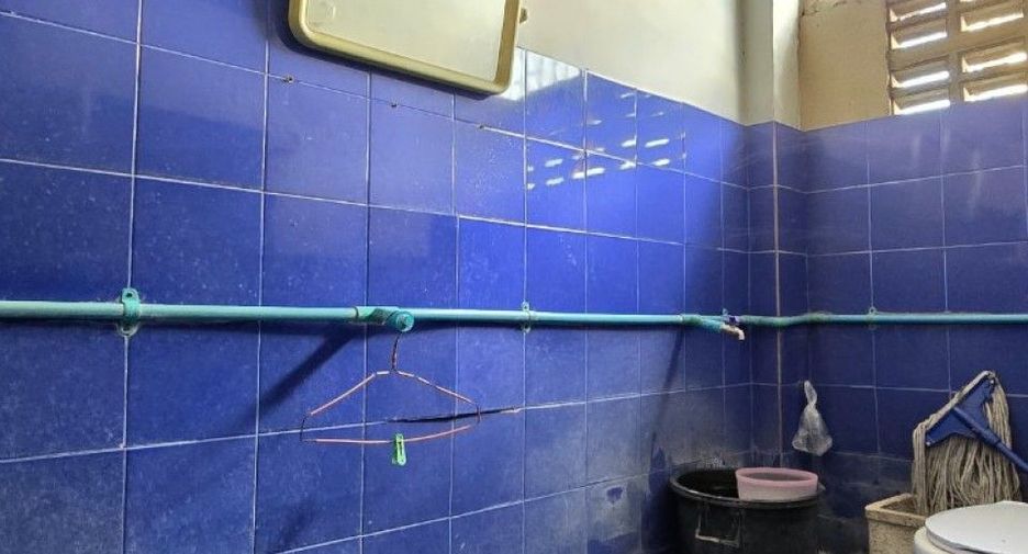 Продажа 3 спальни торговое помещение в Krathum Baen, Самутсакхон