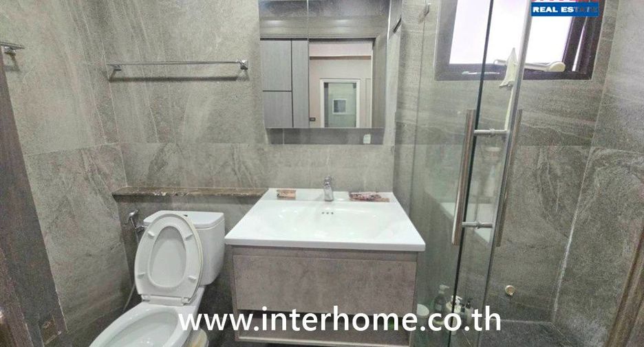 For sale 5 bedrooms house in Sai Mai, Bangkok