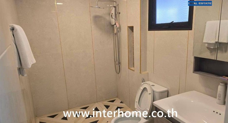 For sale 5 bedrooms house in Sai Mai, Bangkok