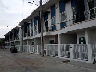 For sale 2 bedrooms townhouse in Sai Noi, Nonthaburi