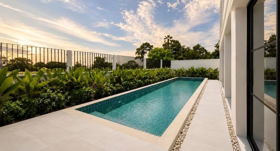 Villa en alquiler de 5 habitaciones en Bang Lamung, Chonburi