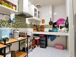 For sale 2 bedrooms townhouse in Bang Kapi, Bangkok
