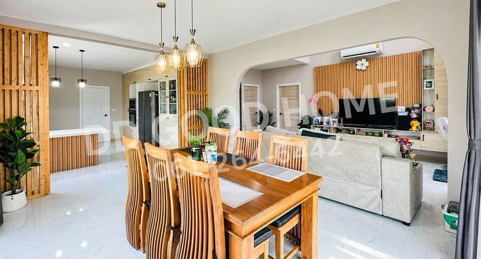 For sale 4 bedrooms house in Doi Saket, Chiang Mai