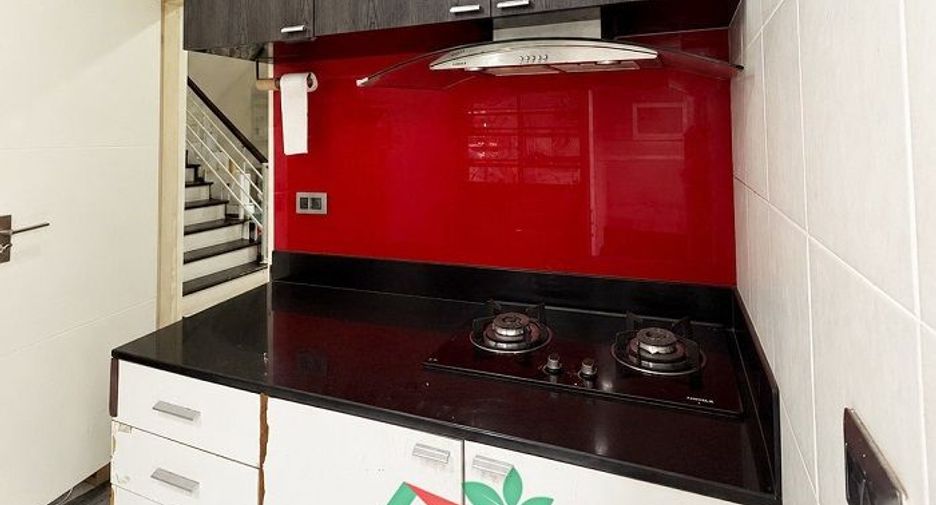 For sale 3 bedrooms house in Prawet, Bangkok