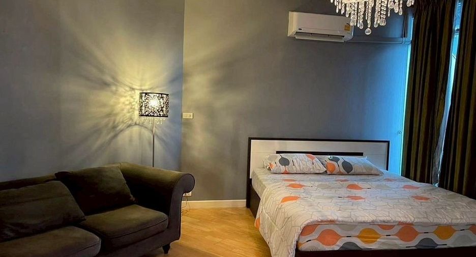 For rent 2 ベッドルーム condo in Sathon, Bangkok