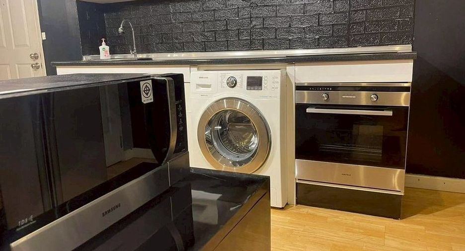 For rent 2 ベッドルーム condo in Sathon, Bangkok