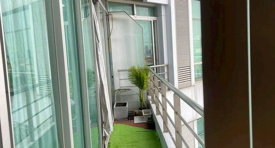 For rent 2 ベッドルーム condo in Sathon, Bangkok