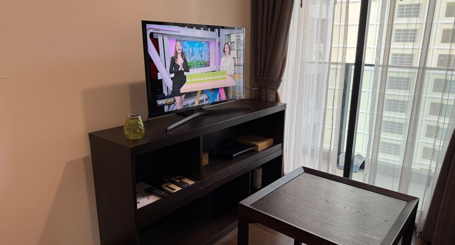 For rent and for sale 1 bed condo in Pathum Wan, Bangkok