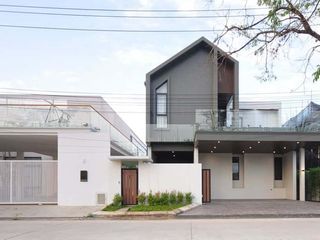 For rent and for sale 4 bedrooms house in Hang Dong, Chiang Mai