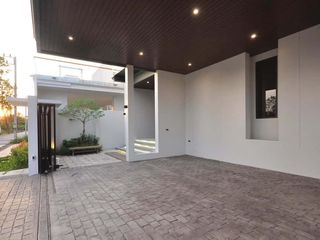For rent and for sale 4 bedrooms house in Hang Dong, Chiang Mai