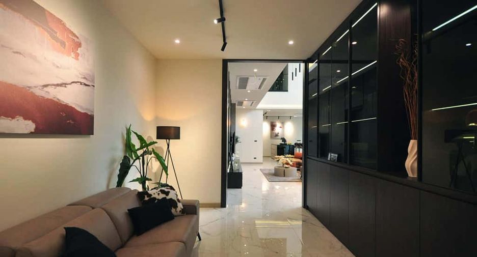 For rent and for sale 4 bedrooms house in Hang Dong, Chiang Mai