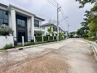 For rent and for sale 5 bedrooms house in Mueang Chiang Mai, Chiang Mai