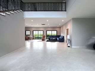 For rent and for sale 5 bedrooms house in Mueang Chiang Mai, Chiang Mai